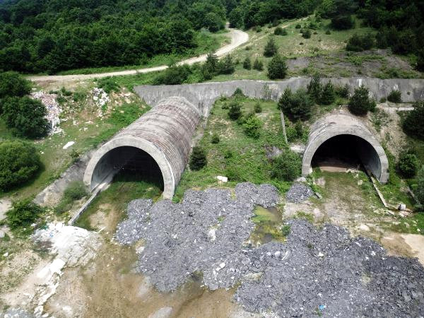 Bolu Dağı’nın Depremde Hasar Gören Tünel Tüpleri 19 Yıldır Atıl