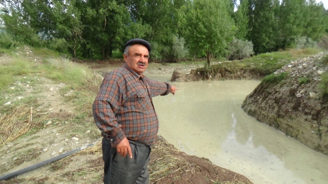 Bolu’da, Şiddetli Yağmur ve Dolu Tarladaki Ürünlere Zarar Verdi