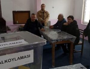 Bolu Belediyesi’ne bağlı köy, referandumla belde belediyesine geçti