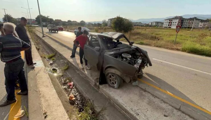 Bolu’da 15 Yaşındaki Çocuk Şoför Hurdaya Dönen Arabadan Burnu Bile Kanamadan Çıktı