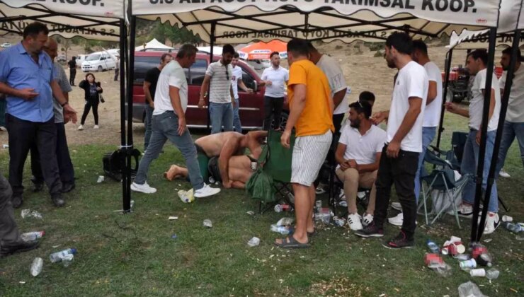 Bolu’da Yayla Bayramında Güreşçi Babasına Küfredildi, Vatandaşlar Ortaya Girdi