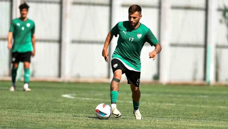 Bursaspor, U19 kadrosuyla idman maçı yaparak birinci etap çalışmalarını tamamladı