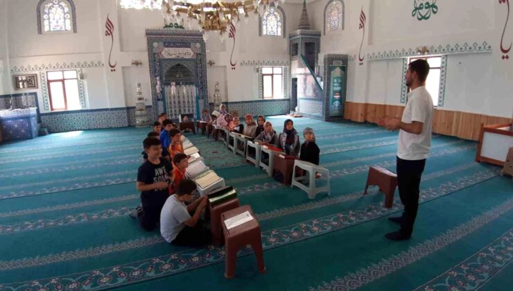 Mudurnu’da minikler hem dini bilgiler öğreniyor hem de toplumsallaşıyor