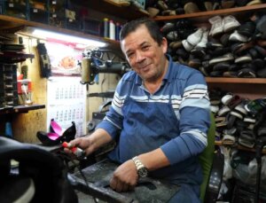 Bolu’da Artan Ayakkabı Fiyatları Tamircileri Canlandırdı