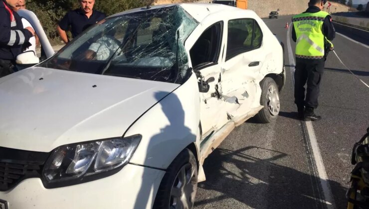 Bolu’da Kamyon ile Araba Çarpıştı: 1 Yaralı