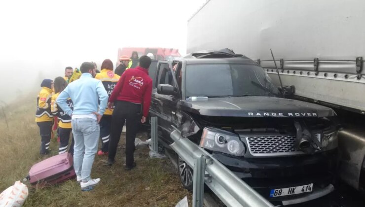Bolu’da TIR-Cip Kazasında 3 Yaralı