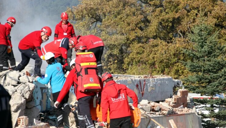 Bolu’da Gerçekleştirilen Zelzele Tatbikatında 14 Bin 544 Bina Yıkıldı