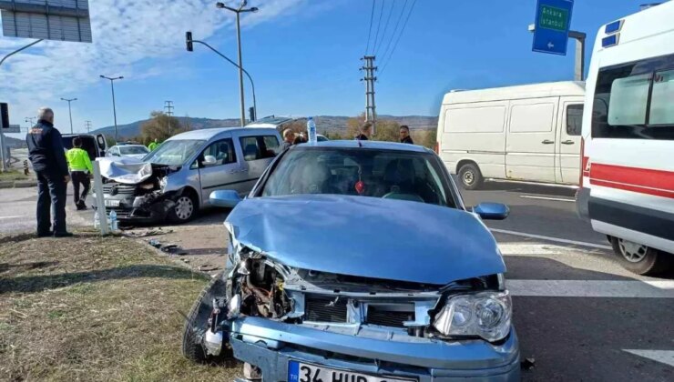 Bolu’da Trafik Kazasında 7 Kişi Yaralandı