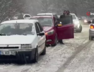 Kış Lastiği Takmayan Şoförler Yolda Mahsur Kaldı