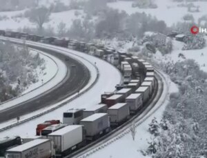 TEM Otoyolu’nda Trafik Kazalarla Durma Noktası