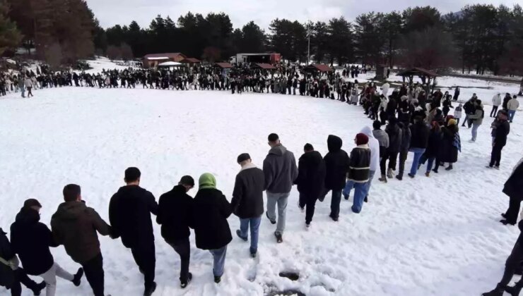 Bolu’da Klasik Hamsi Şenliği Renkli Anlara Konut Sahipliği Yaptı