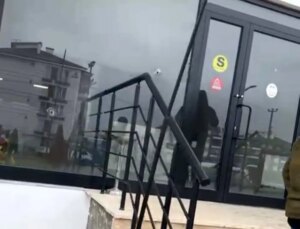 Bolu’da emlak ofisine silahlı akın: Lüks cip ve iş yeri kurşunların gayesi oldu