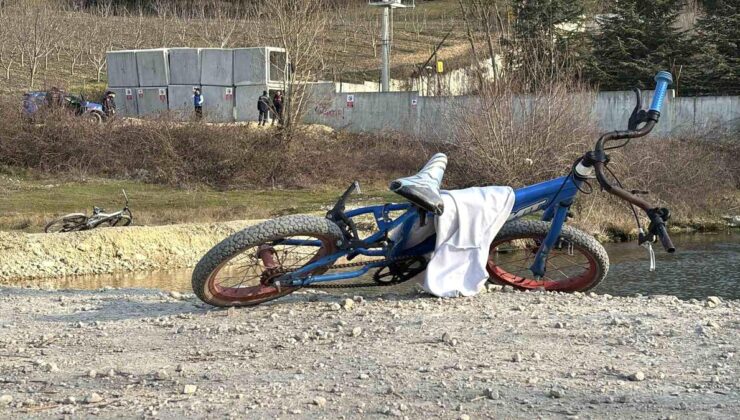 Bolu’da girilmesi yasak olan gölette 13 yaşındaki çocuk boğulma tehlikesi geçirdi