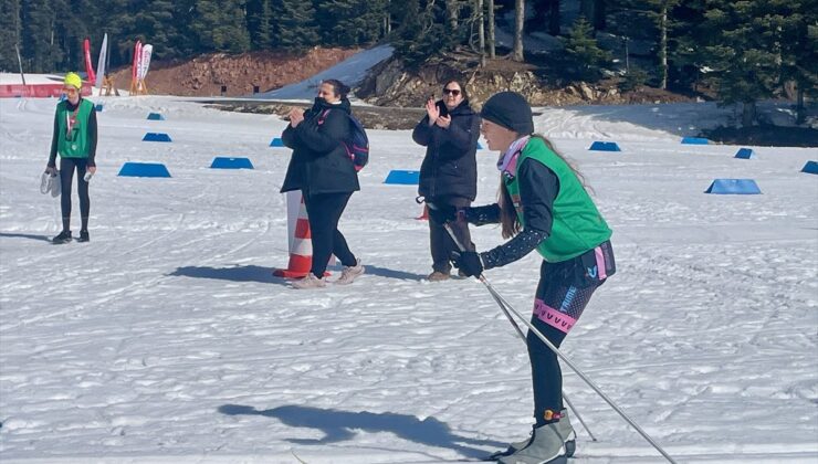 Türkiye’de birinci kere düzenlenen kış triatlonu Bolu’da yapıldı