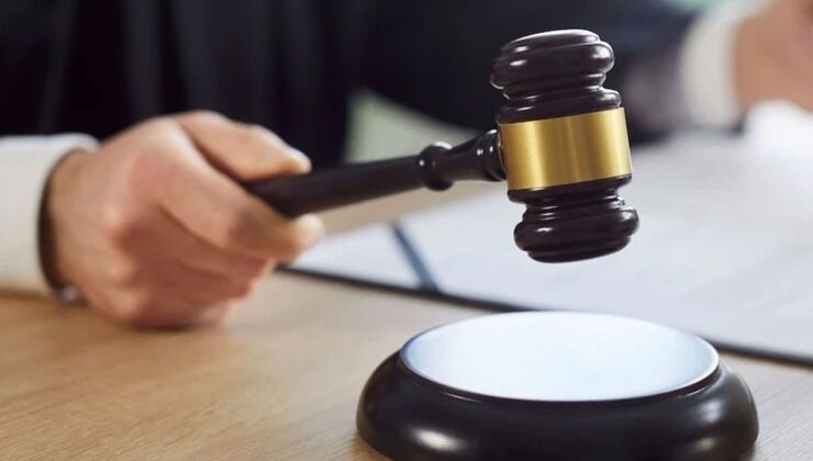 Bolu’da eski muhtara kayıp bilgisayar için zimmet davası: “Kırıldı çöpe attım” dedi