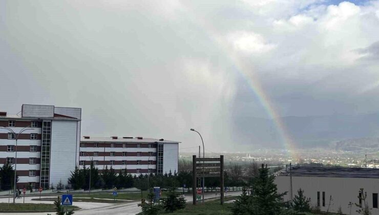Bolu’da yağmur sonrası gökkuşağı şöleni