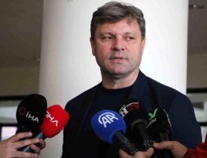 Ertuğrul Sağlam: “Artık iki kadrolu şampiyonluk yarışı izlemeyelim”