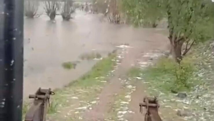 Bolu’da sağanak yağış dereleri taşırdı: Bahçe ve ahırlar sular altında kaldı