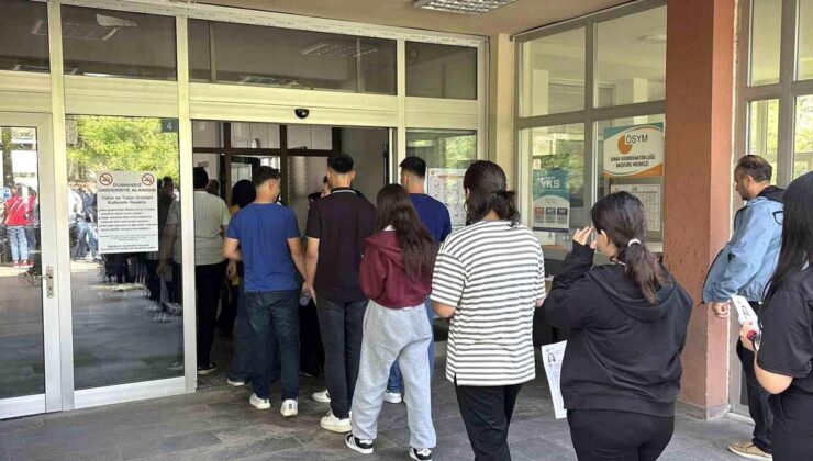 Bolu’da YKS’ye giren bir öğrenci: “Türkiye maçını izledik bütün moralimizi bozdular”