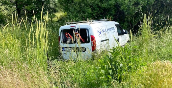 TEM’in Bolu geçişinde minibüsle hafif ticari çarpıştı: 5 yaralı