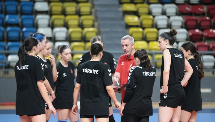 Türkiye 20 Yaş Altı Bayan Hentbol Ekibi, Bayanlar Hentbol Dünya Şampiyonası’na Bolu’da hazırlanıyor