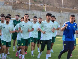 Esenler Erokspor Bolu’da kampa girdi