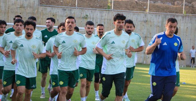 Esenler Erokspor Bolu’da kampa girdi