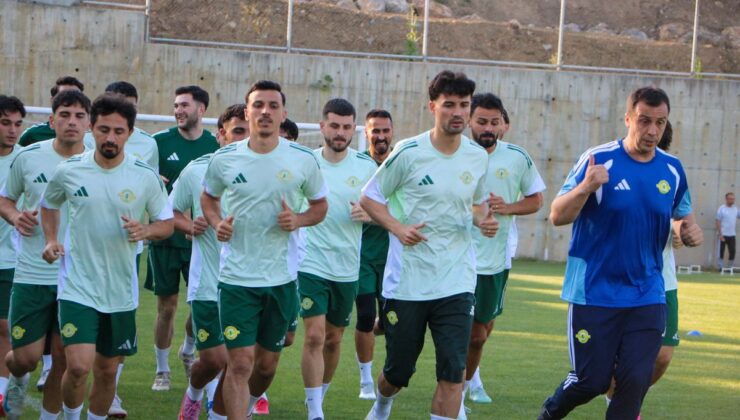 Esenler Erokspor Bolu’da kampa girdi