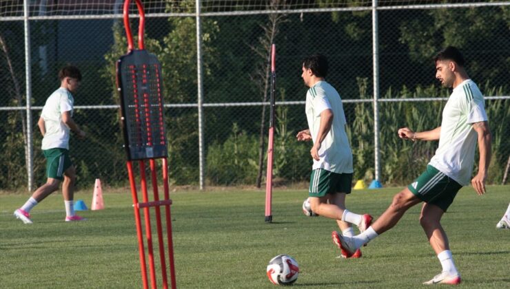 Esenler Erokspor, Bolu’da kampa girdi