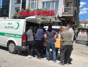 Ihlamur toplamak için çıktığı ağaçtan düşen yaşlı adam konutunda meyyit bulundu