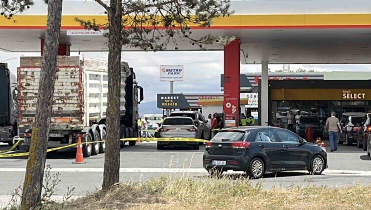 TEM Otoyolu’nda Gurbetçi Şüpheliden Kardeşlere Silahlı Taarruz